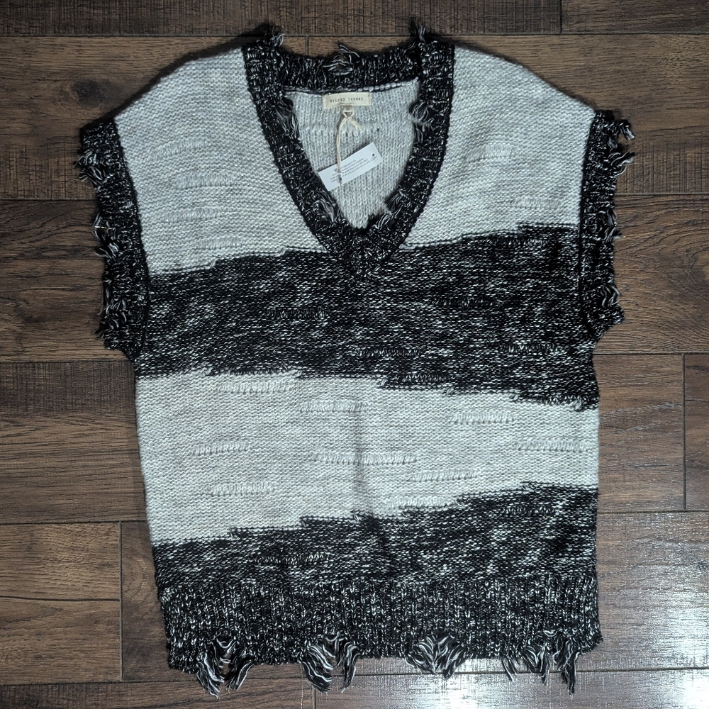 Gilded Intent Black & Gray Cable Knit Sleeveless Sweater Fringe Accents Sz L NWT